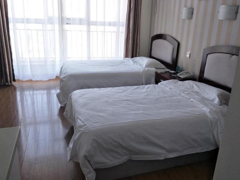 Greentree Inn Shandong Weihai Shichang Avenue Business Hotel Exterior photo